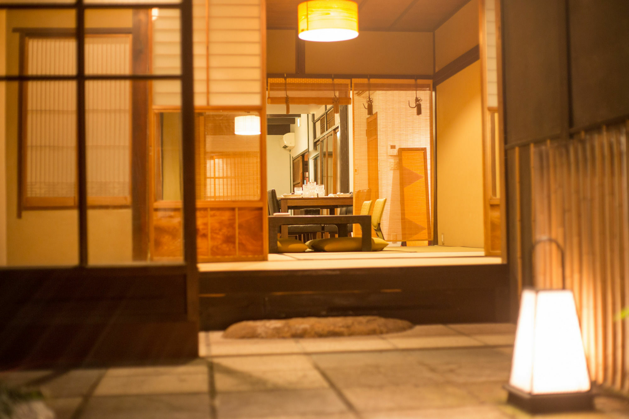 Le Machiya Rokkaku Suite เกียวโต ภายนอก รูปภาพ