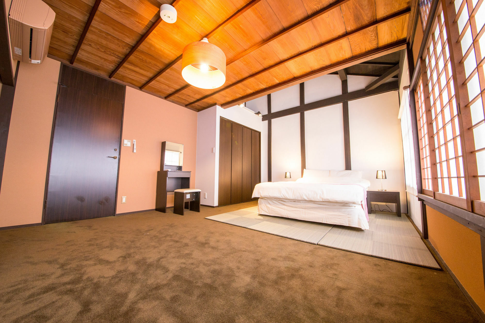 Le Machiya Rokkaku Suite เกียวโต ภายนอก รูปภาพ
