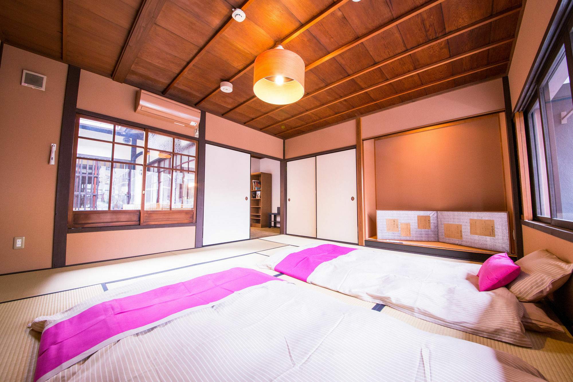 Le Machiya Rokkaku Suite เกียวโต ภายนอก รูปภาพ